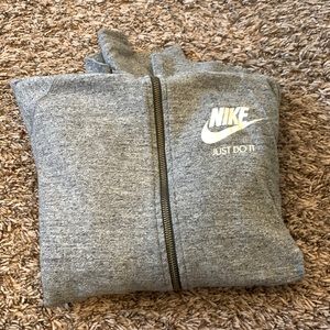 nike zip up hoodie
